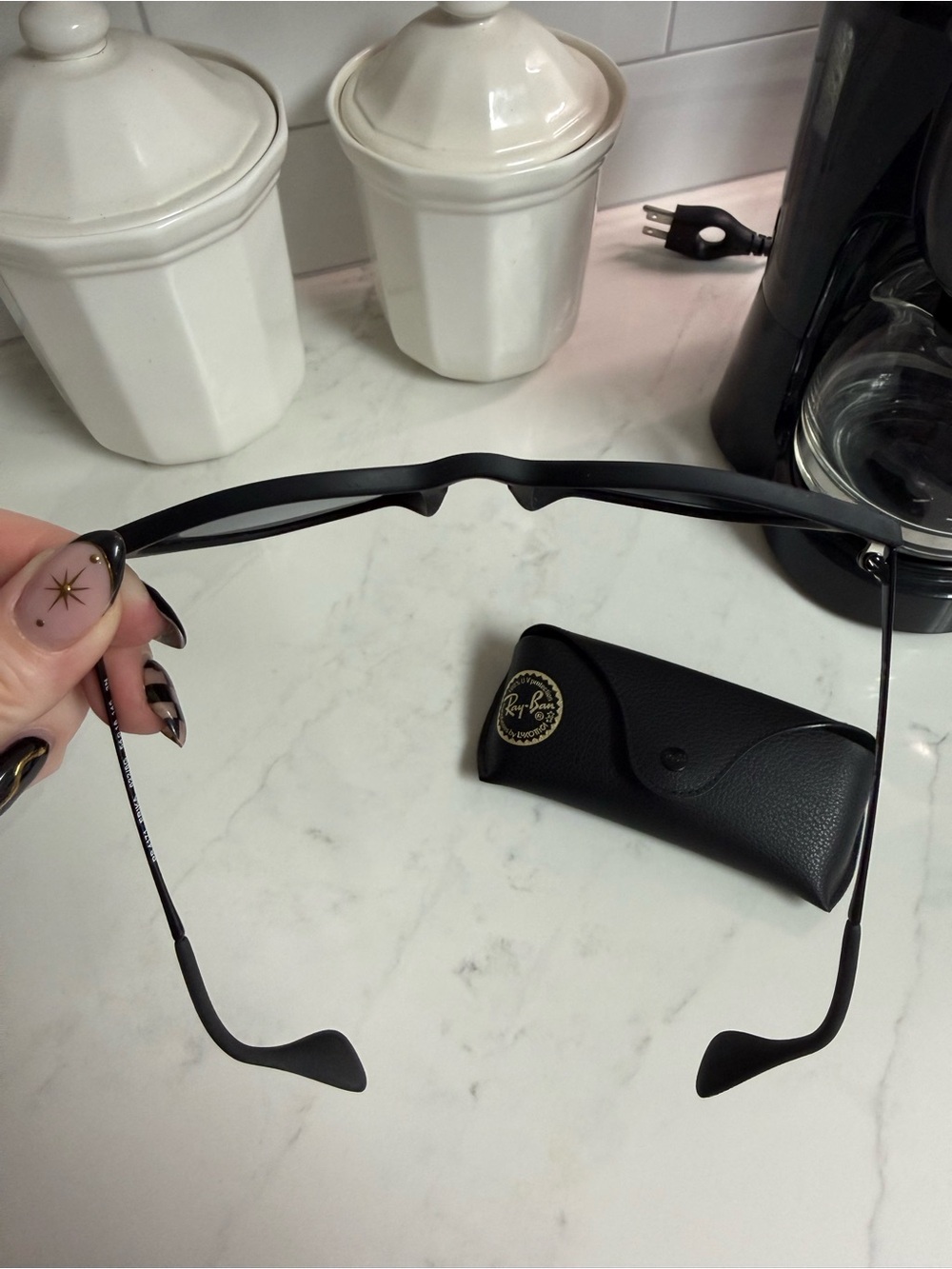 Ray-Ban Women's Erika Black Matte Sunglasses - Picture 6 of 7